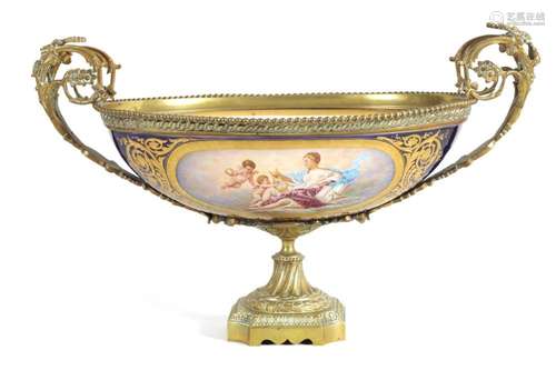 A 19TH CENTURY VIENNA STYLE ORMOLU MOUNTED CENTREPIECE