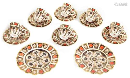 A ROYAL CROWN DERBY EIGHTEEN PIECE 1128 IMARI PATTERN TEA SE...