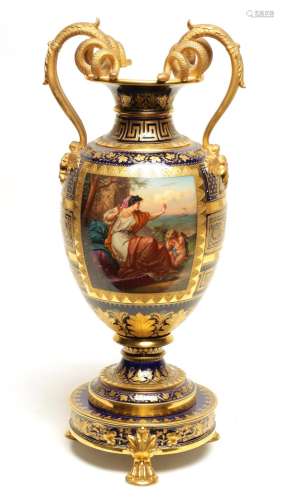 A LATE 19TH CENTURY ROYAL VIENNA STYLE CABINET VASE