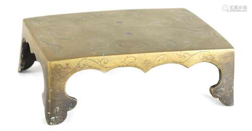 A 19TH CENTURY CHINESE BRONZE JARDINIERE STAND