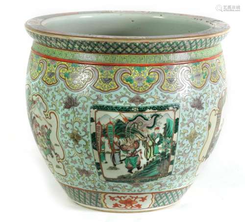 A 19TH CENTURY CHINESE FAMILLE VERTE FISH BOWL/JARDINIERE