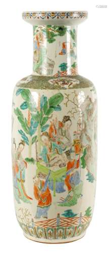 A LATE 18TH/EARLY 19TH CENTURY CHINESE FAMILLE VERTE CYLINDR...