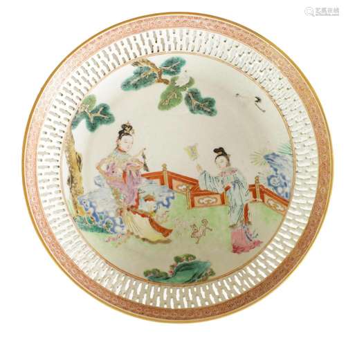 A 19TH CENTURY CHINESE FAMILE VERTE PIERCED SHALLOW PORCELAI...