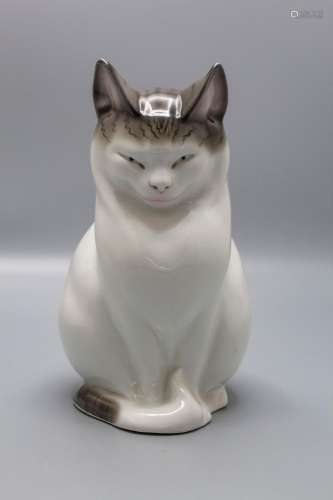 Sitzende Katze als Rauchverzehrer / A sitting cat as a lamp,...