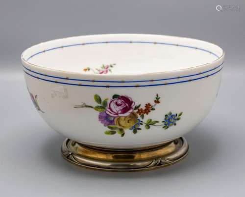 Schale mit Silbermontur / A bowl with silver mount, Vincenne...