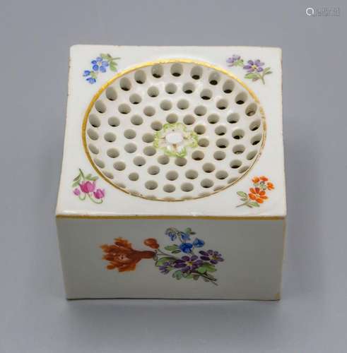 Sandstreuer / A sand shaker, Meissen, Marcolini-Periode, 177...