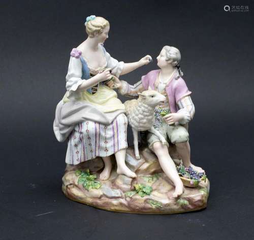 Galante Schäfergruppe / A figural group of a shepherdess fee...