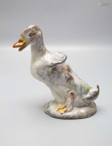 Skulptur 'Entenküken' / A ceramic sculpture of a duckling, L...