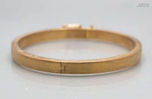 Armreif / An 8 ct gold bangle