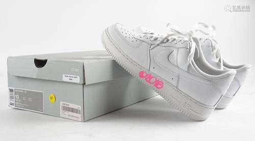 Nike - Air Force 1’07