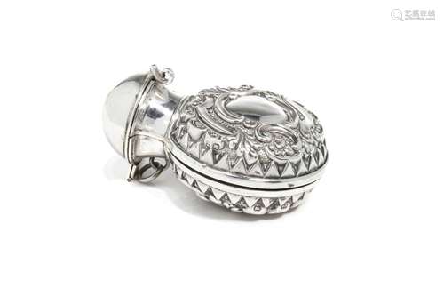 ENGLISH SILVER CASE WITH GLASS SCENT BOTTLE