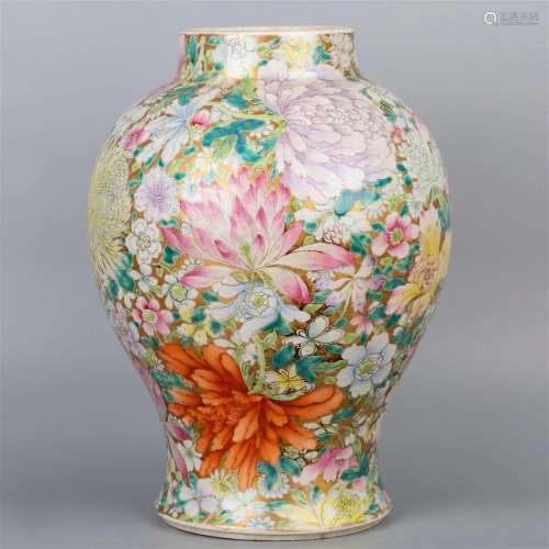 Jar with the pattern of Hundred Flowers Never Falling to the...