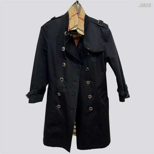 Burberry trench coat size S 100% cotton