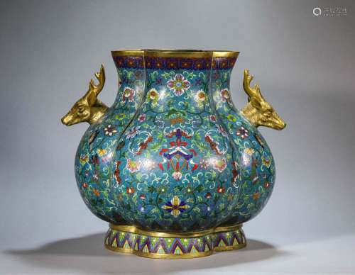 A CLOISONNE ENAMEL BRONZE VASE.MARK OF QIANLONG