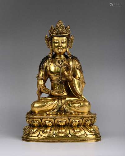 A GILT-BRONZE FIGURE OF GUANYIN.QING DYNASTY