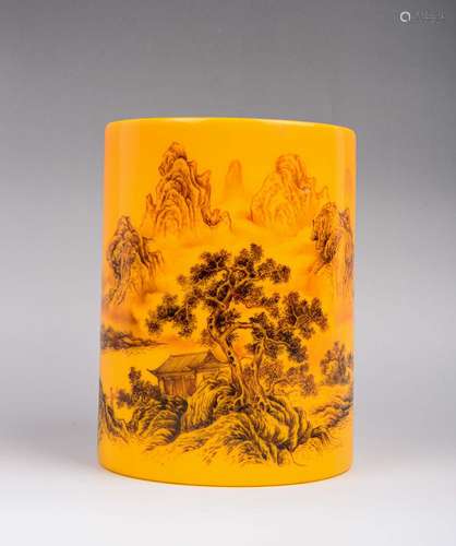 A PAINTED YELLOW GLASS BRUSHPOT.BITONG.MARK OF YONGZHENG