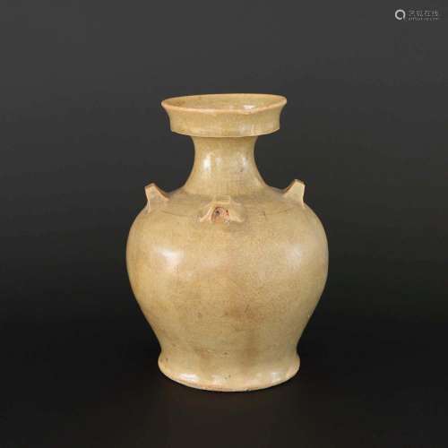 A YUEYAO-GLAZED JAR