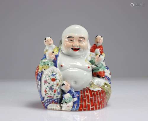 BUDDHA AND CHILDREN IN FAMILLE ROSE PORCELAIN