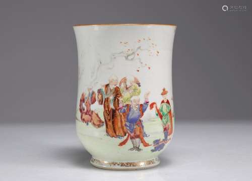 18TH CENTURY FAMILLE ROSE PORCELAIN JUG DECORATED WITH '...