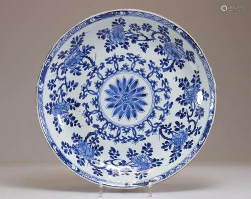 KANGXI BLUE WHITE LARGE PORCELAIN DISH