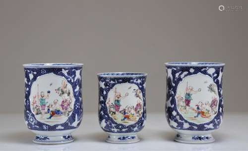 MUGS (3) IN 18TH CENTURY FAMILLE ROSE PORCELAIN DECORATED WI...