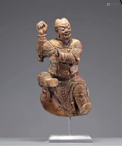 16TH CENTURY POLYCHROME CARVED WOOD ASIAN SCULPTURE