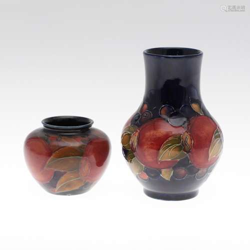 SMALL ANTIQUE MOORCROFT VASE & SMALL POT - POMEGRANATE.