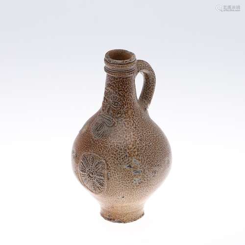 A GERMAN STONEWARE BELLAMINE JUG.