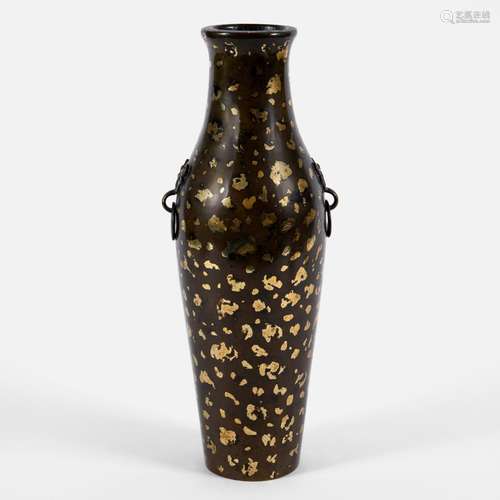 CHINESE BRONZE GOLD SPLASH VASE.