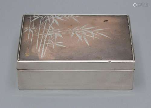 Art Déco Deckeldose / An Art Deco silver box, China, um 1920