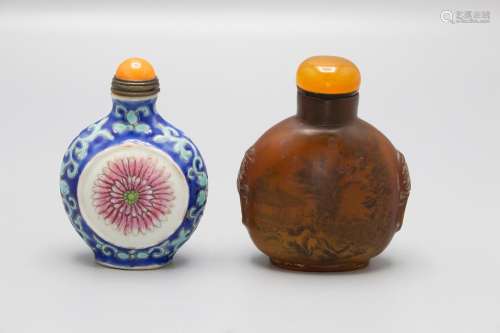Zwei Schnupftabak Fläschchen / Two snuff bottles, China, Qin...