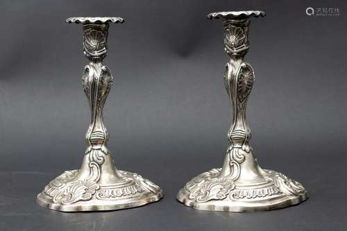 Paar Rokoko Kerzenleuchter / A pair of Rococo silver candles...