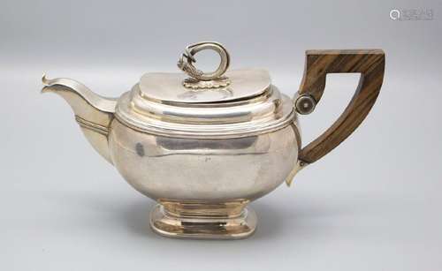 Teekanne / A siver tea pot, Amsterdam, 19. Jh.