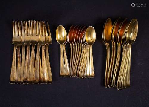 34 tlg. Silber-Besteck / 34 pieces of silver cutlery, Orfèvr...