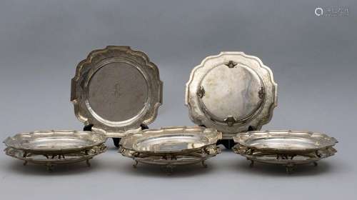 8 Silberteller auf 4 Füßen / Tazza / A set of 8 silver plate...