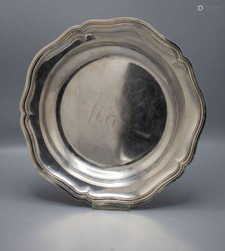 Barock Platte / A Baroque silver circular dish, Roch-Louis D...