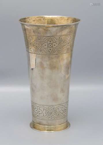 Großer Kluftbecher / A large silver beaker, London, 1861
