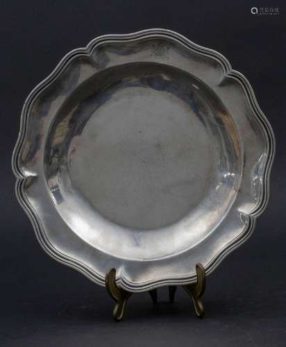 Runde Platte / A silver tray, Nicolas Cordier, Paris, 1761-1...