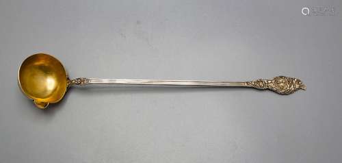 Saucenkelle / A silver gravy ladle, J. Granvigne, Paris, um ...