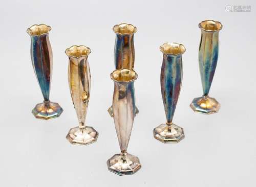 6 Tischväschen / A set of 6 small silver vases, Wilhelm Bind...