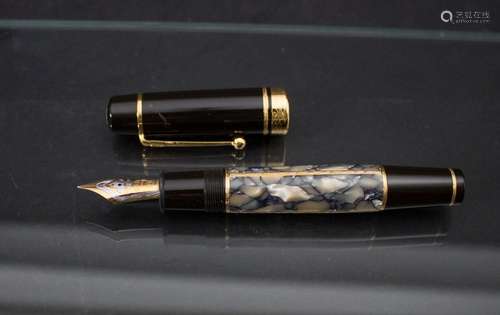 Montblanc Füllfederhalter Sonderedition 'Alexandre Dumas' / ...