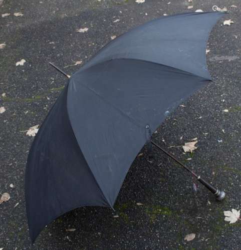 Regenschirm 'Le Sphiny' / An umbrella / Parapluie, Maison La...