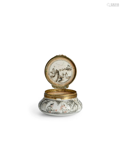 A GRISALLE AND SEPIA EUROPEAN-SUBJECT PORCELAIN SNUFFBOX AND...