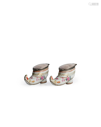 A RARE PAIR OF FAMILLE ROSE SHOE-SHAPED SNUFF BOXES Qianlong...