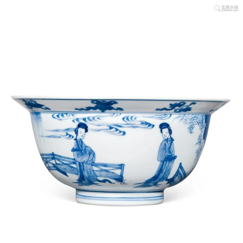 CHINESE PORCELAIN BLUE AND WHITE BEAUTY BOWL