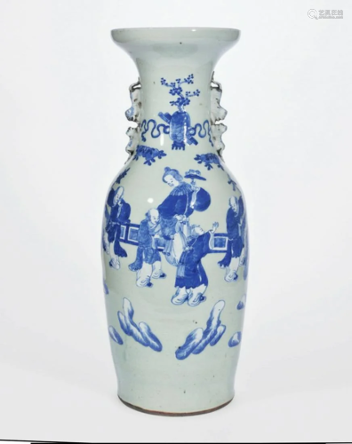 LARGE CHINESE PORCELAIN BLUE AND WHITE BEAUTY AND BOYS HANDL...