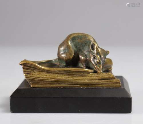 Bronze Viennois presse livre "le rat"<br />
Poids:...