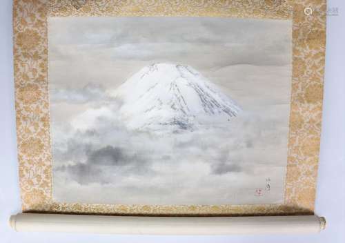 Rouleau peint d'une montagne Japon.<br />
Poids: 360 g<br />...