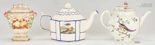 2 WORCESTER AND TURNER TEAPOTS PLUS DAVENPORT BULB VASE, 3 I...