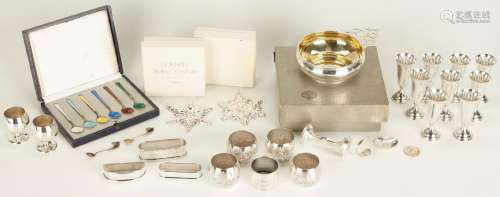 32 PCS. ASSD. SILVER, INCL. NAPKIN RINGS, ORNAMENTS, DANISH ...